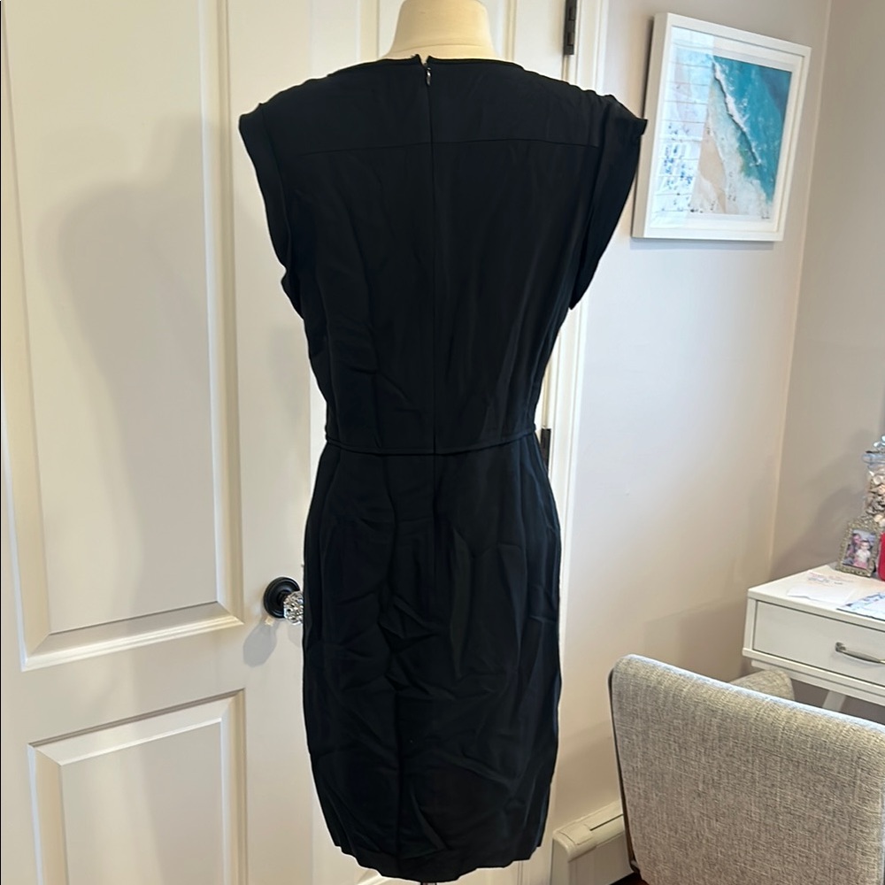 Theory Elegant Sleeveless Dress - Picture 10 of 12